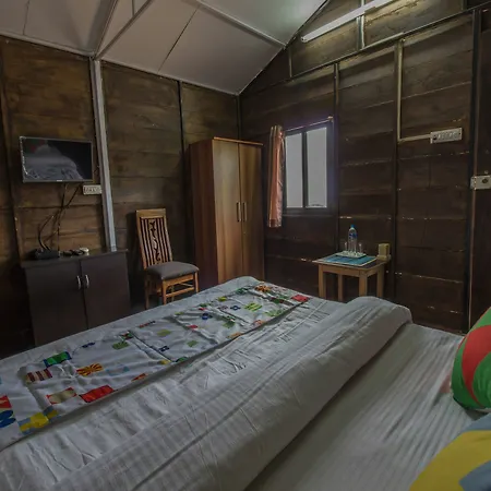 Oyo 12783 Home Beach Facing Cottage Calangute